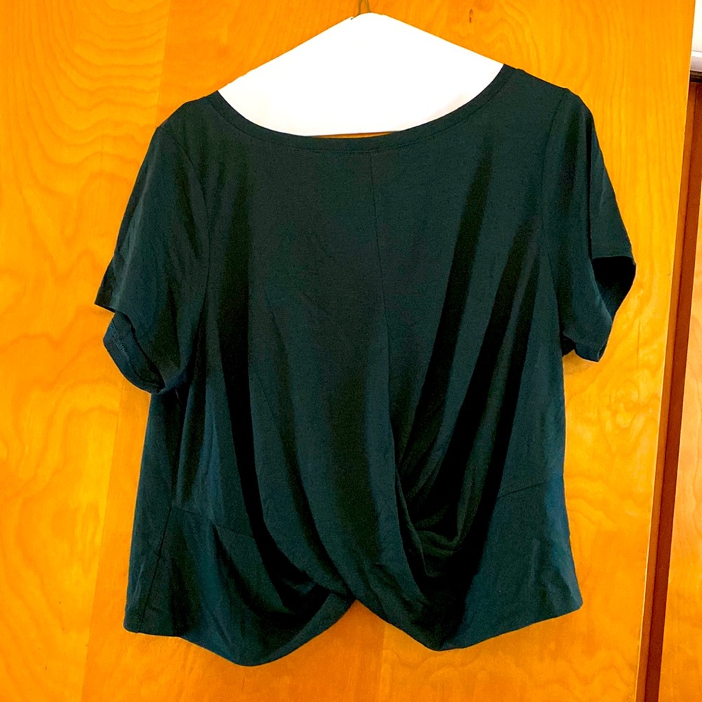 Old navy womens cropped active tee sz L dark green